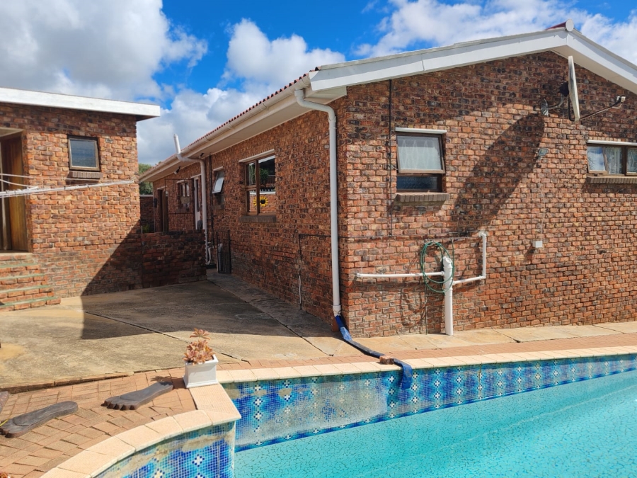 3 Bedroom Property for Sale in Azalea Park Eastern Cape